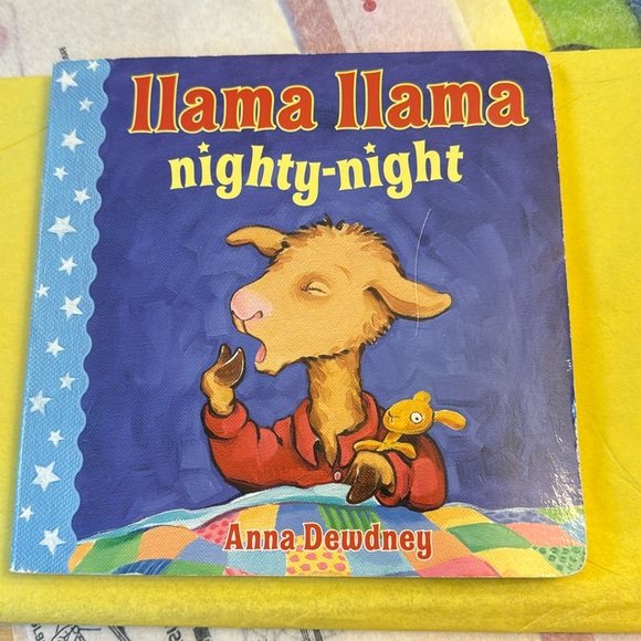 COPY - ⛱️2/$5⛱️Llama Llama Nighty-Night board book , wave wear as shown, cl… - Picture 1 of 8